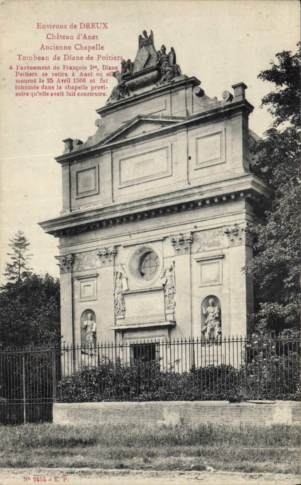 CPA Environs de Dreux Chateau d'Anet Ancienne chapelle Tombeau de Diane de Poitiers 