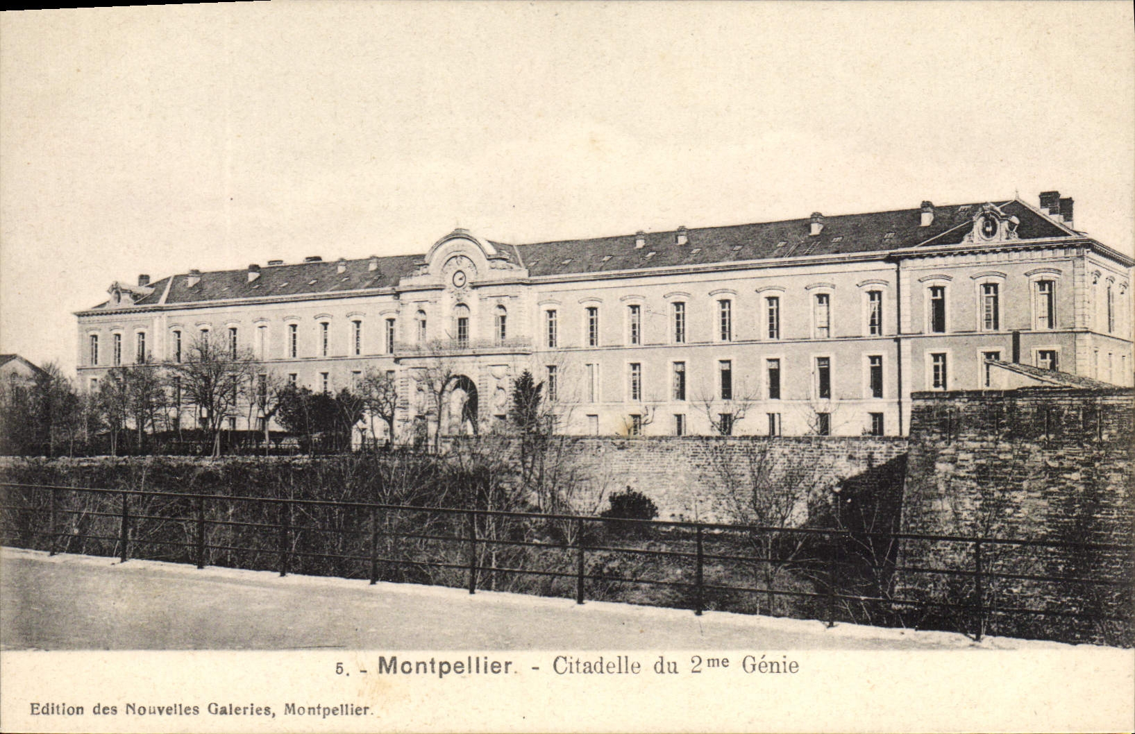 CPA Militaria Montpellier Citadelle du 2eme Genie