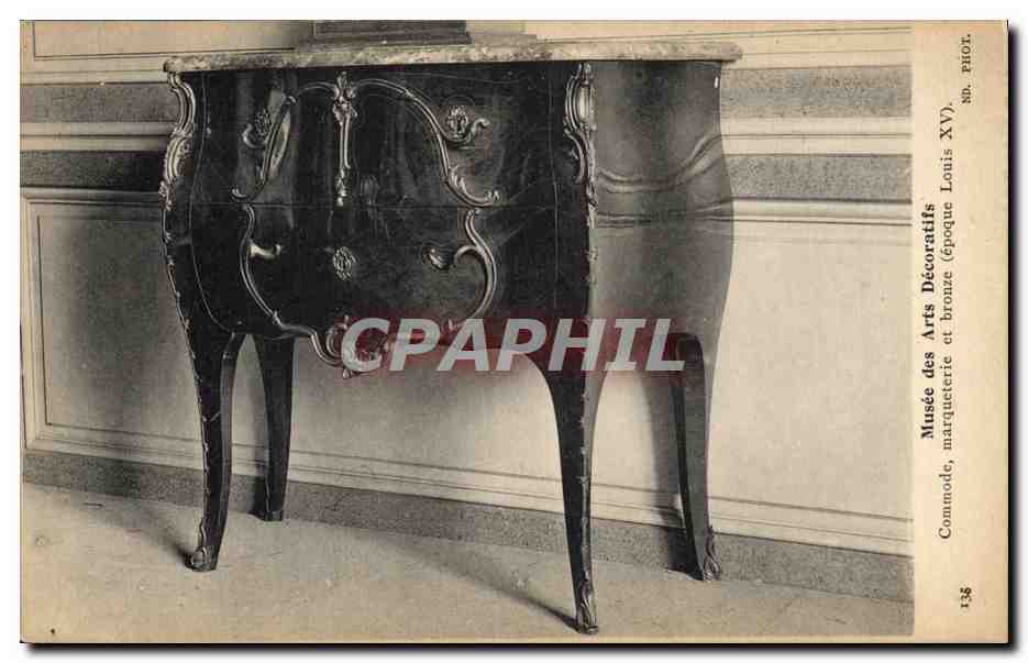 CPA Musee des Arts Decoratifs Commode marqueterie en bronze Louis XV 