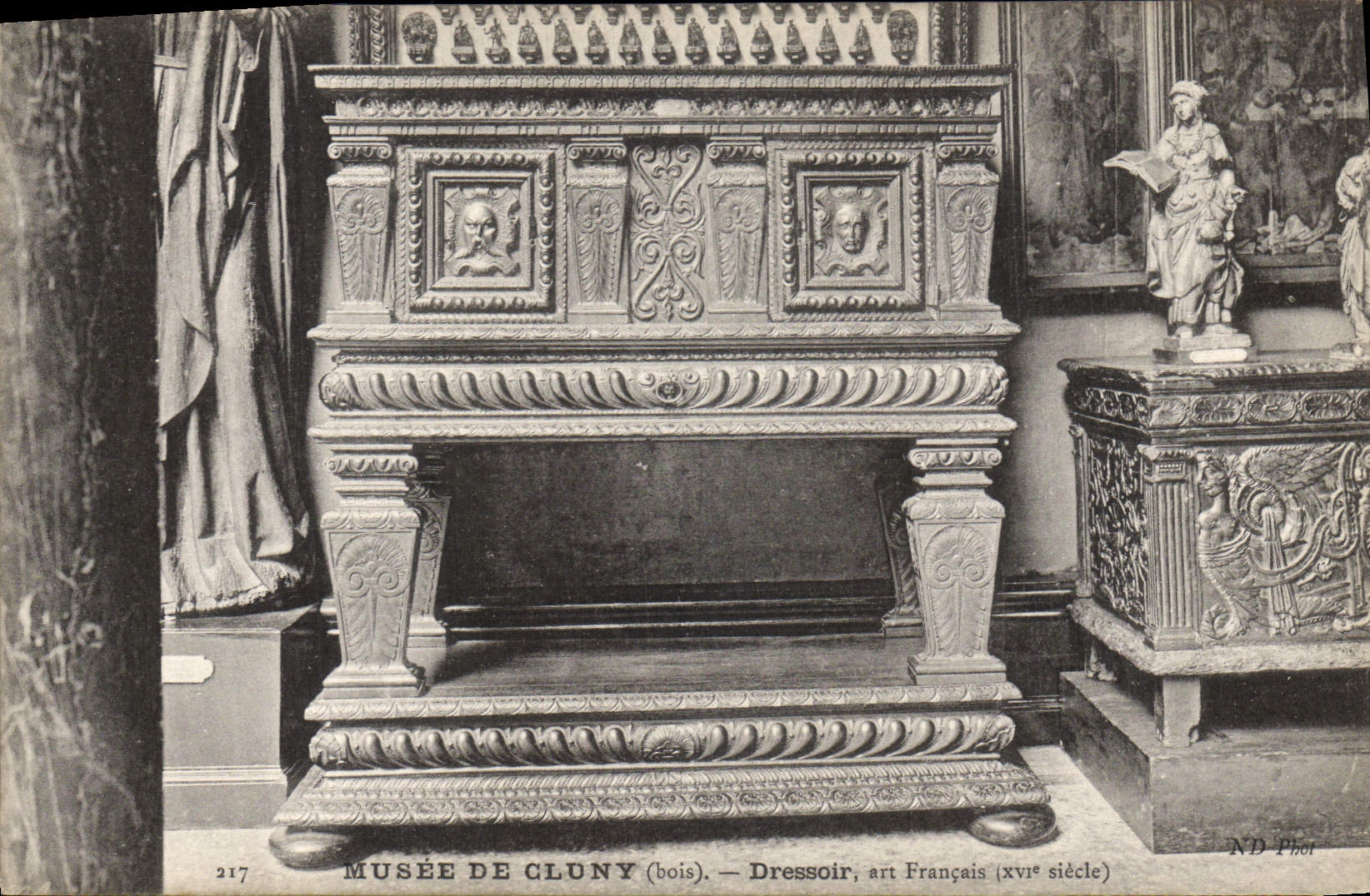 CPA Paris Musee de Cluny Dressoir Art Francais 