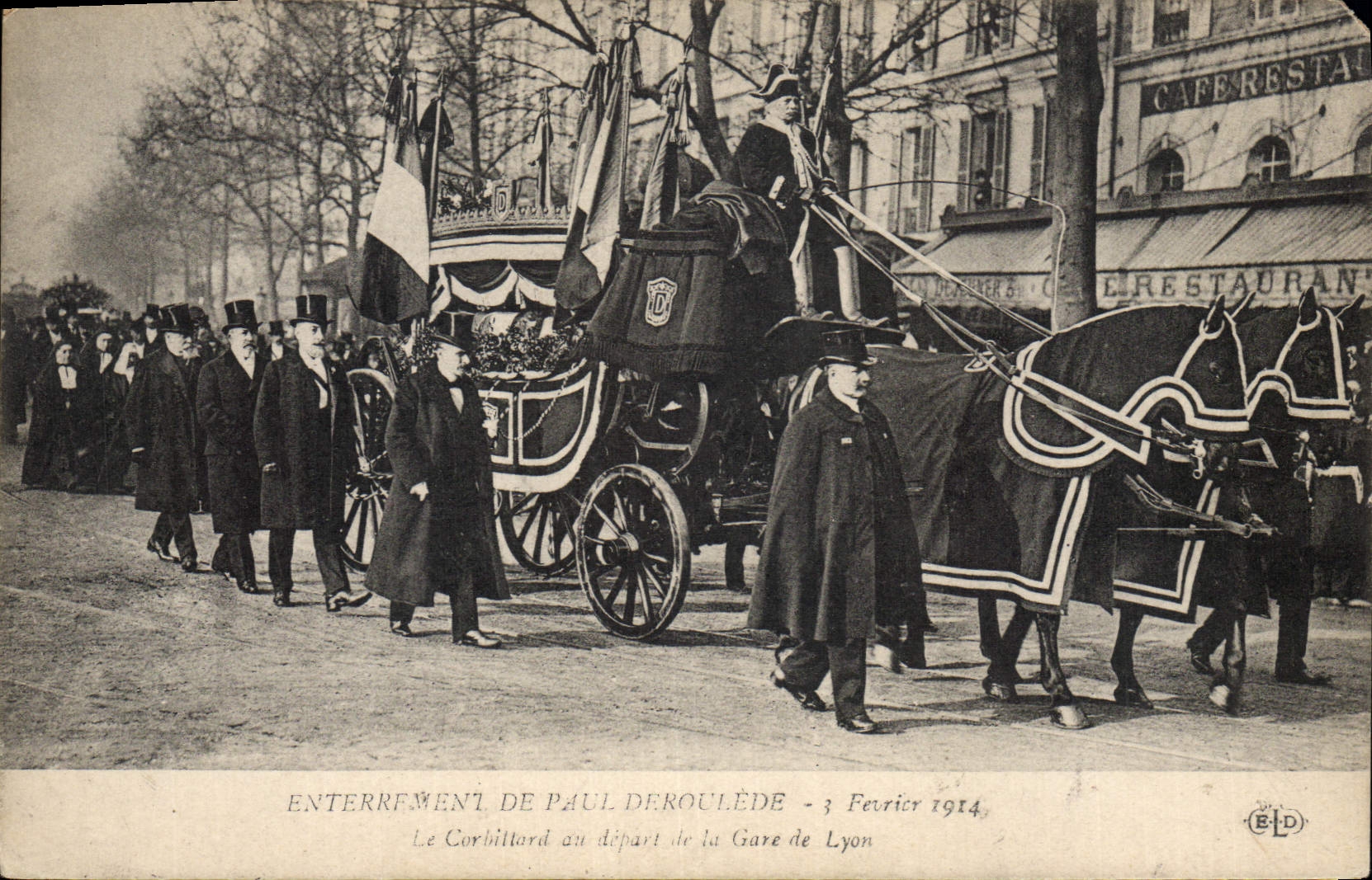 Enterrement de Paul Deroulède — 3 février 1914 — Le Corbillard au départ de la Gare de Lyon — E-D
