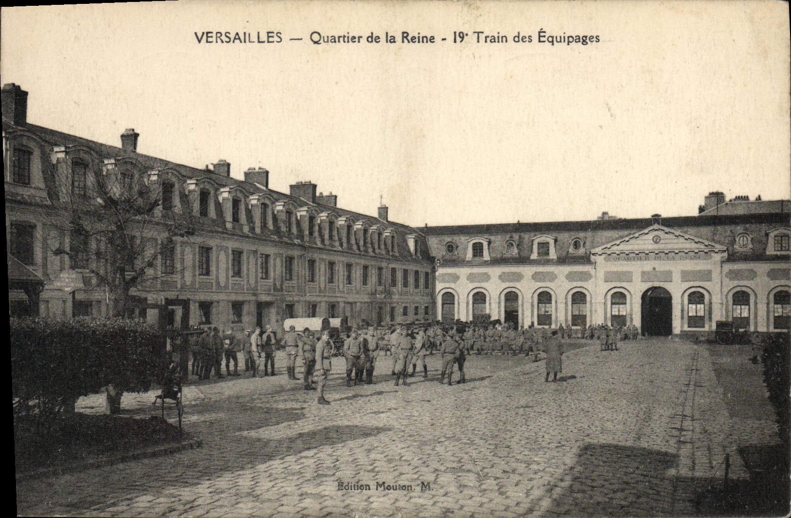 CPA Militaria Versailles Quartier de la Reine 19eme Train des Equipages