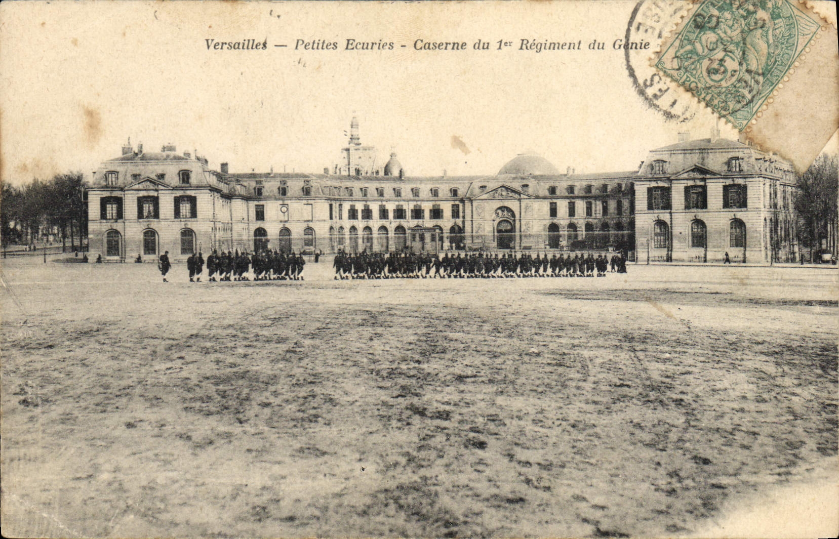 CPA Militaria Versailles Petites Ecuries Caserne du 1er regiment du Genie