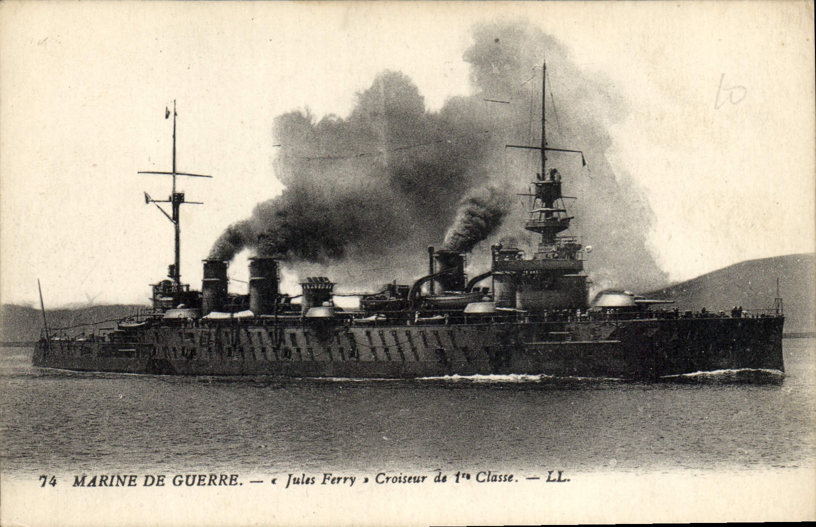 CPA Bateau Jules Ferry Croiseur de 1ere classe