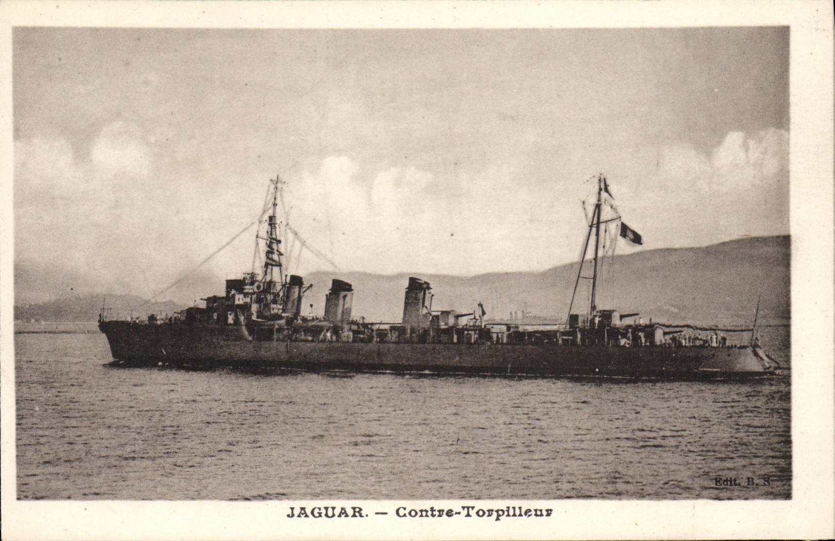 CPA Bateau Jaguar Contre torpilleur