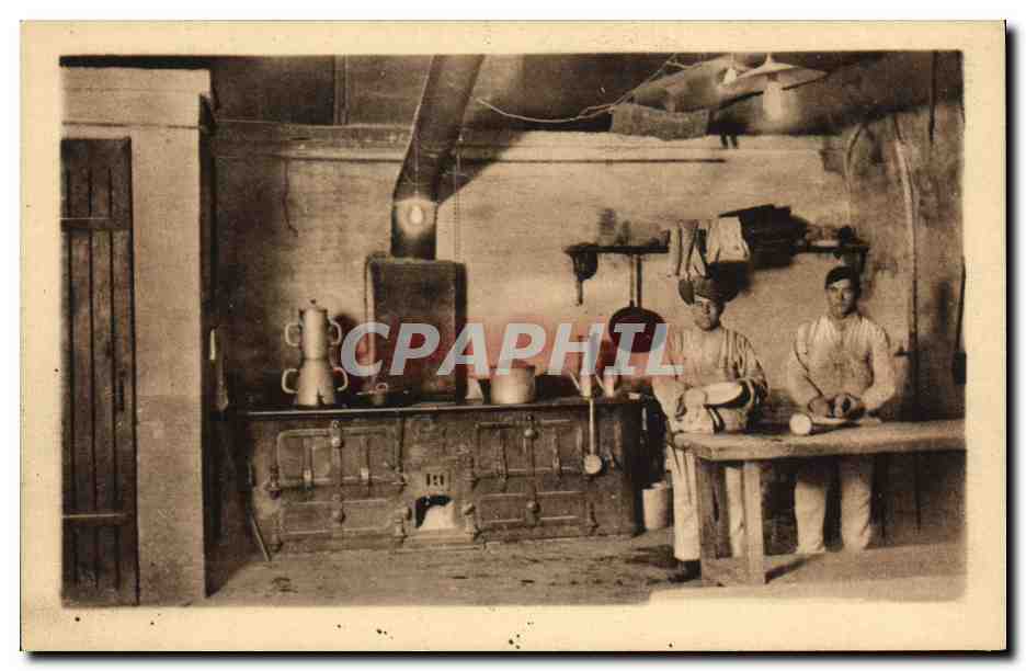 CPA Cuisine Citadelle de Verdun Une cuisine a l'abri des obus Militaria 