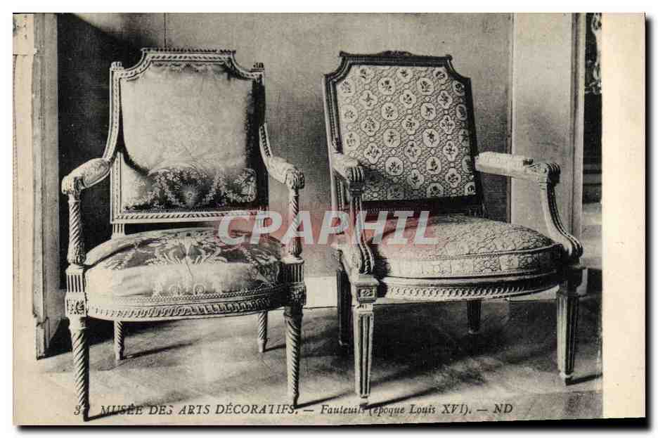 Deux fauteuils Louis XVI — Musée des Arts Décoratifs — éditeur ND