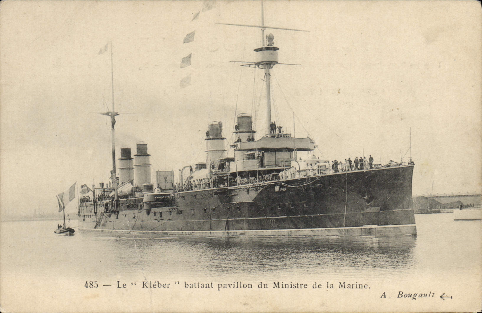 CPA Bateau Le Kleber battant pavillon du Ministere de la Marine 