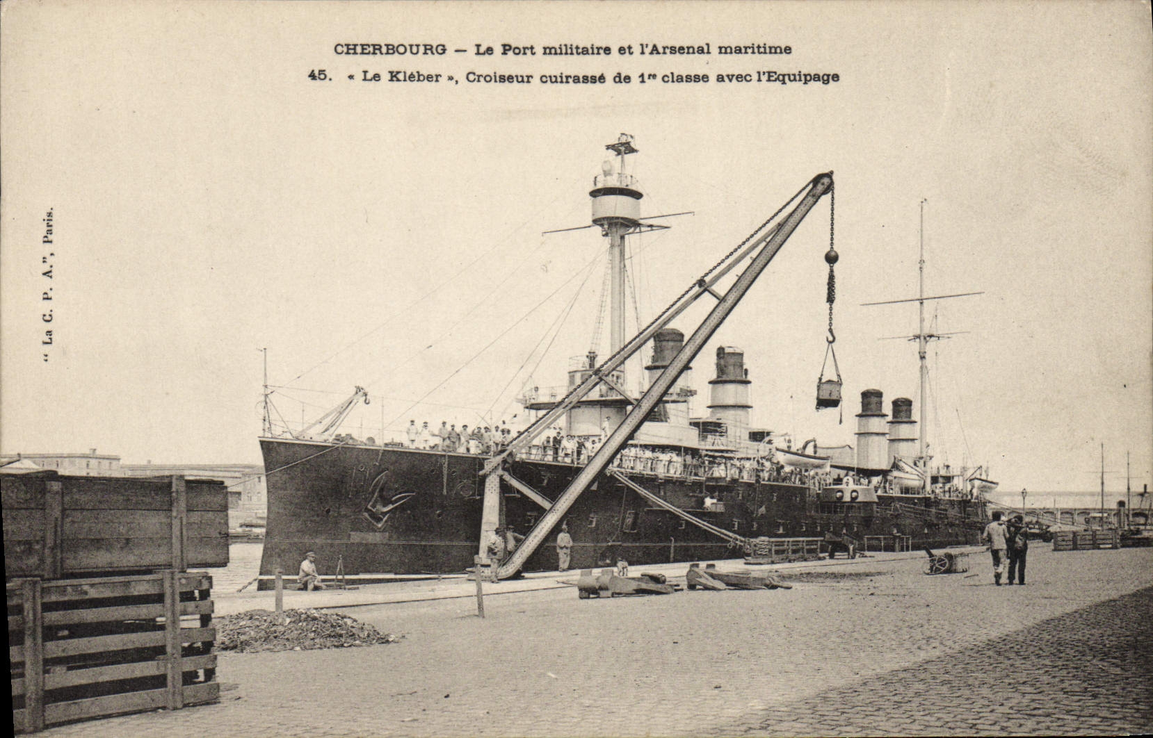 Cherbourg — Le Port militaire et l'Arsenal maritime — La C. P. A., Paris, n° 45