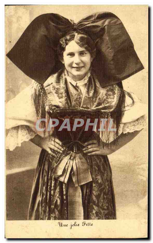 CPA Folklore Alsace Une jolie fille 