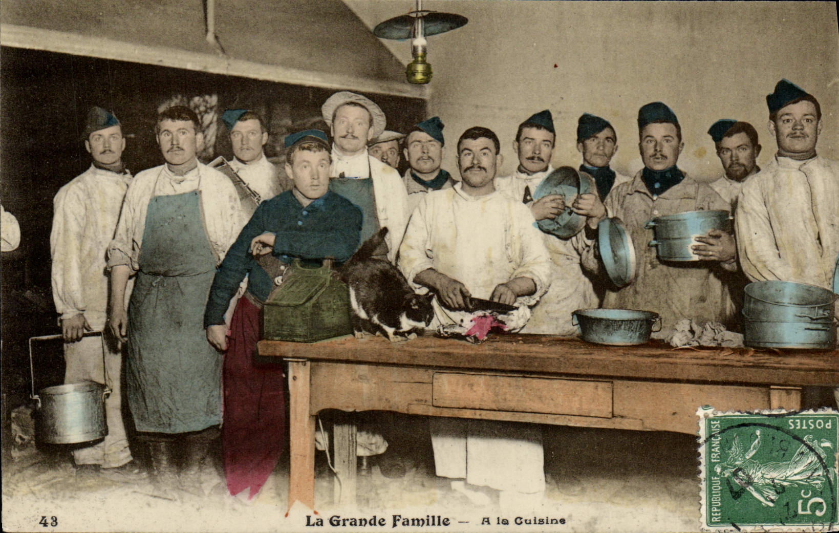 La Grande Famille — A la Cuisine — La Grande Famille — A la Cuisine