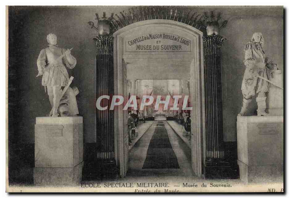 CPA Militaria Ecole speciale militaire Musee du souvenir Entree du musee 