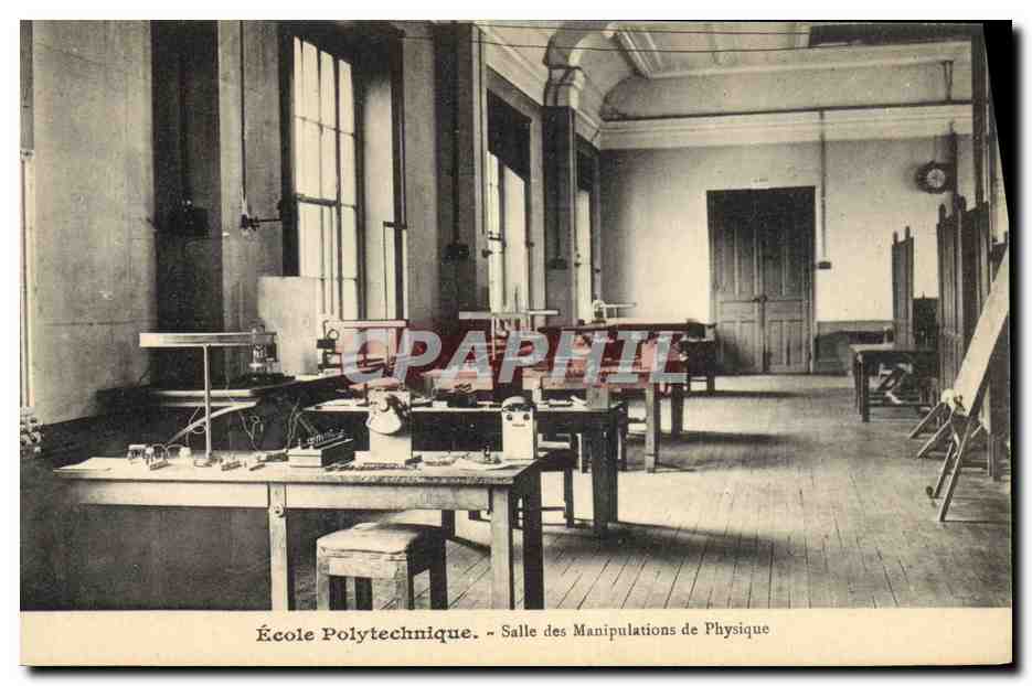 CPA Militaria Ecole polytechnique Salle des manipulations de Physique 