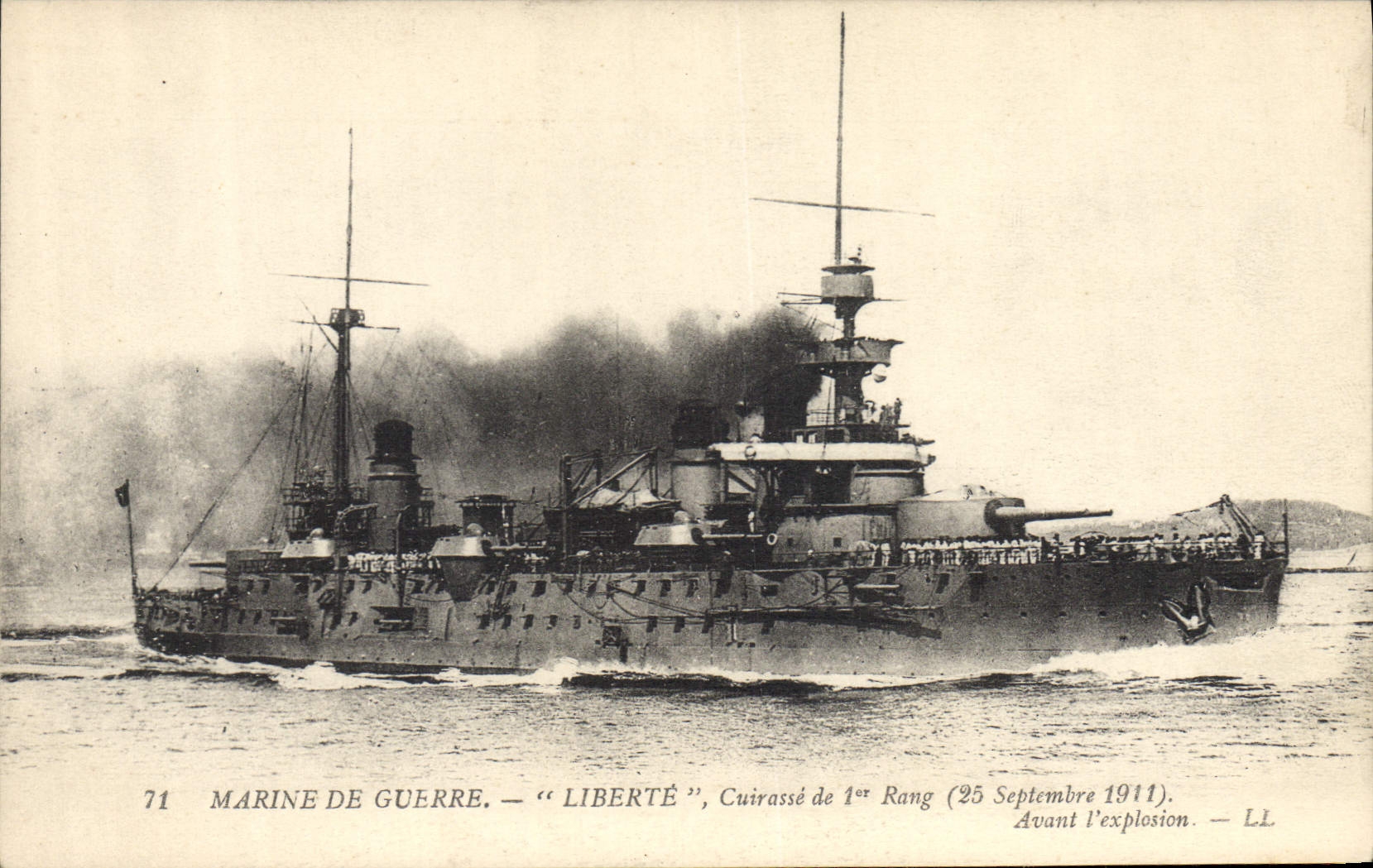 Marine de guerre — "Liberté", cuirassé de 1er rang — avant l'explosion (25 septembre 1911) — LL