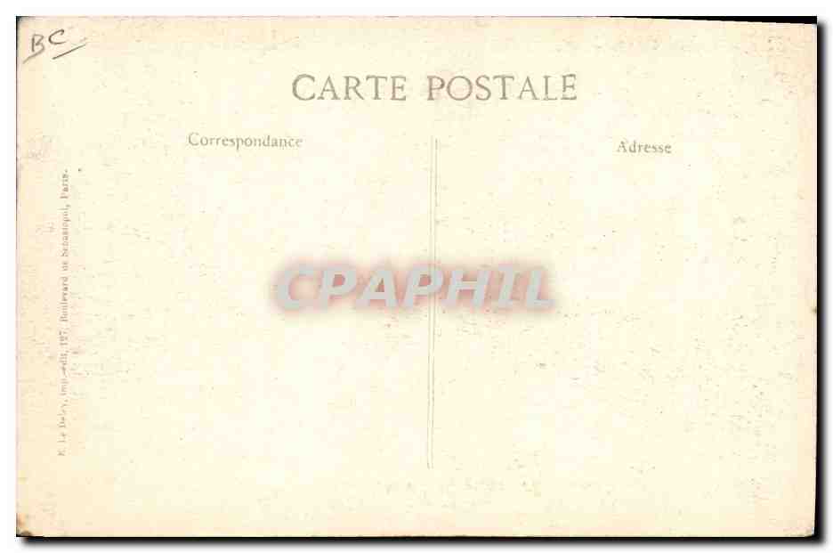 Les Zeppelins sur Paris — Crimes odieux des pirates boches — Les funérailles nationales des victimes — B.D. Yves Damin — Reverso