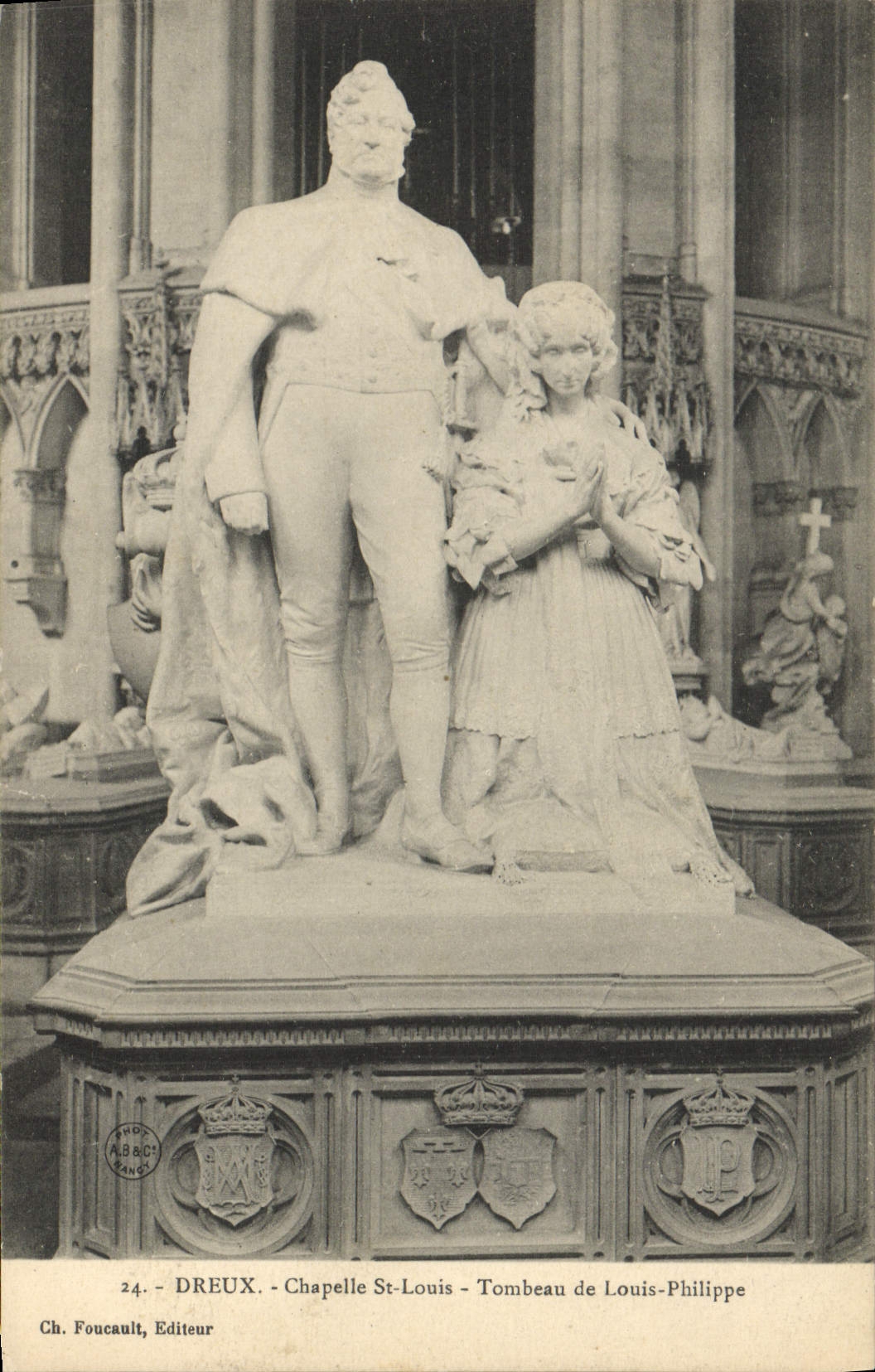 CPA Dreux Chapelle Saint Louis Tombeau de Louis Philippe 