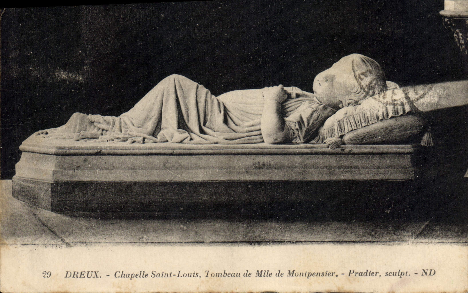 Dreux - Chapelle Saint-Louis, Tombeau de Mlle de Montpensier - Pradier, sculpt. - ND