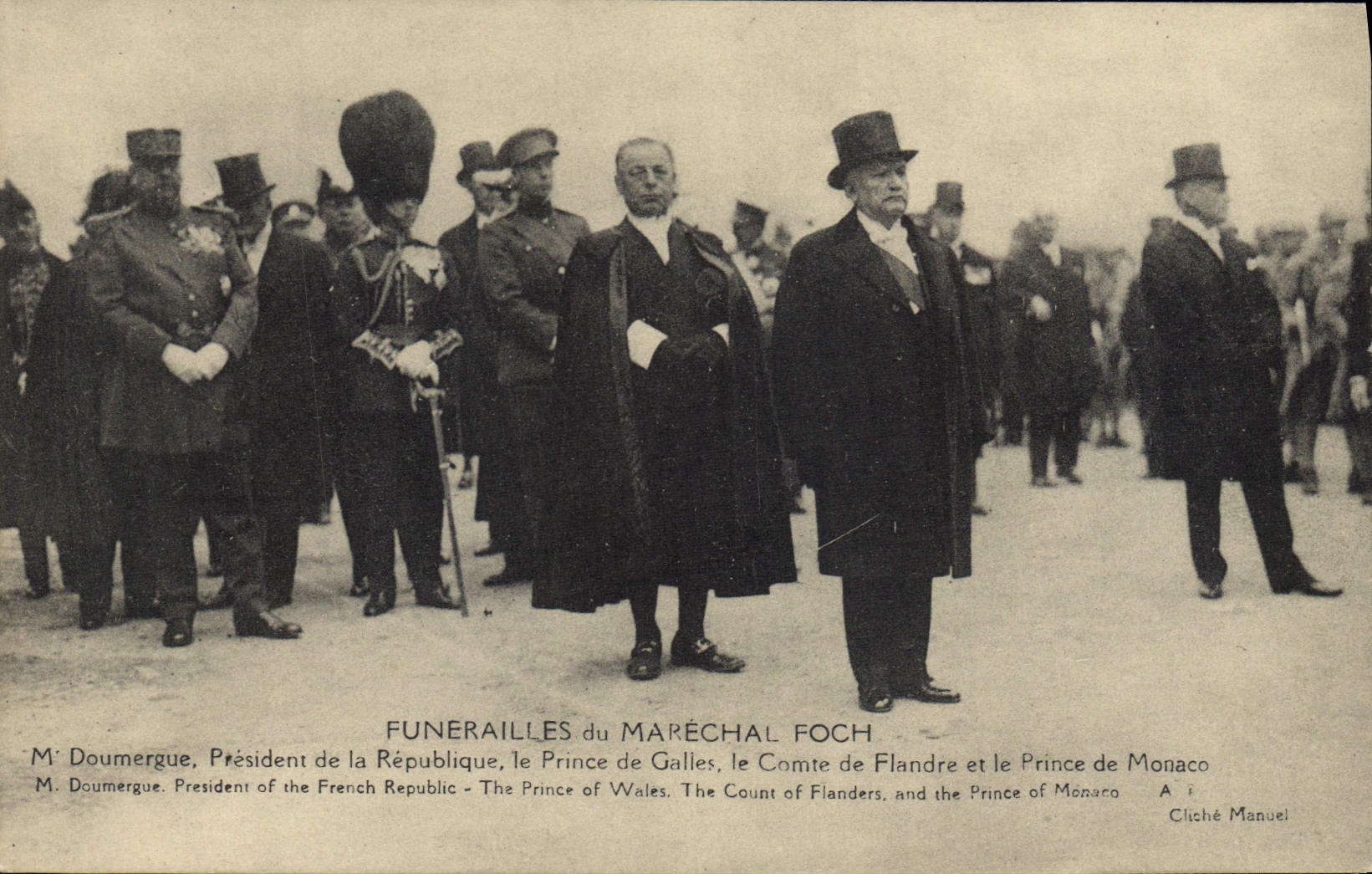 Funérailles du Maréchal Foch — M. Doumergue, le Prince de Galles, le Comte de Flandre et le Prince de Monaco — Cliché Manuel