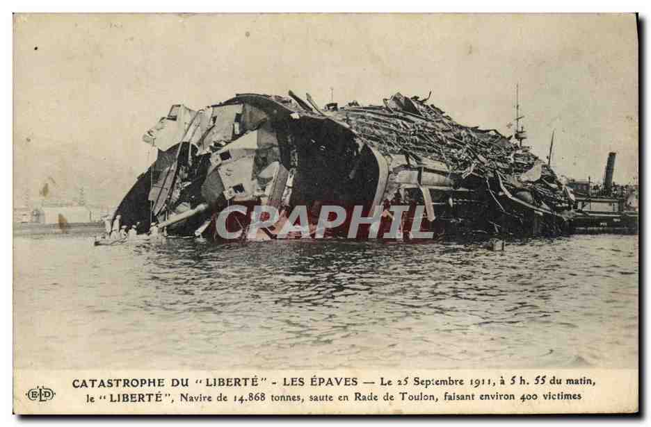 CPA Bateau Catastrophe du Liberte