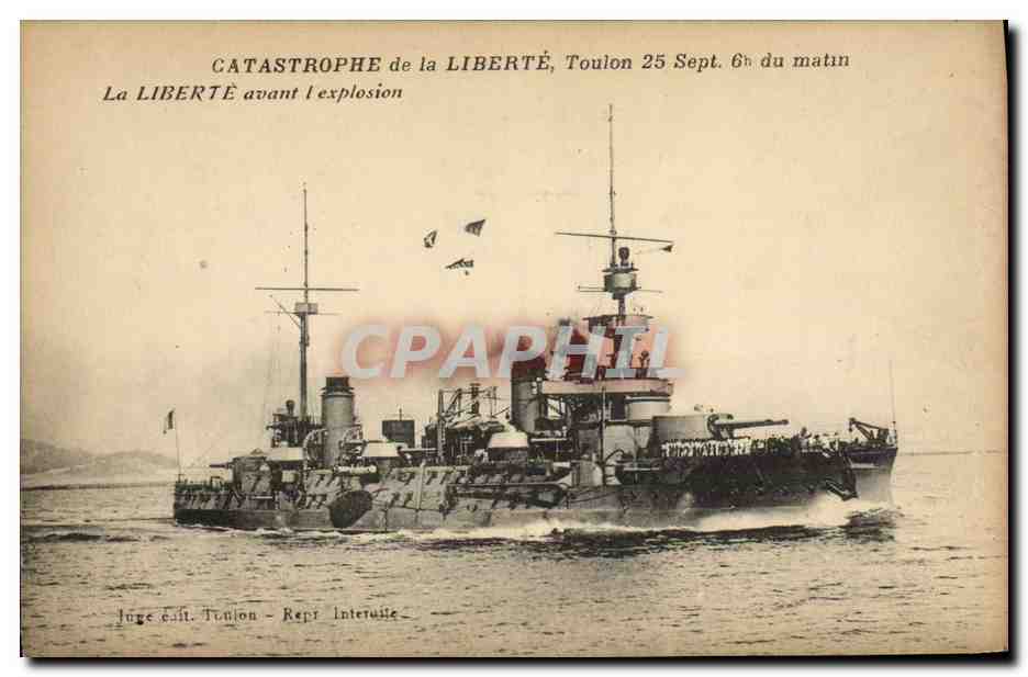 CPA Bateau Catastrophe du Liberte avant l'explosion 