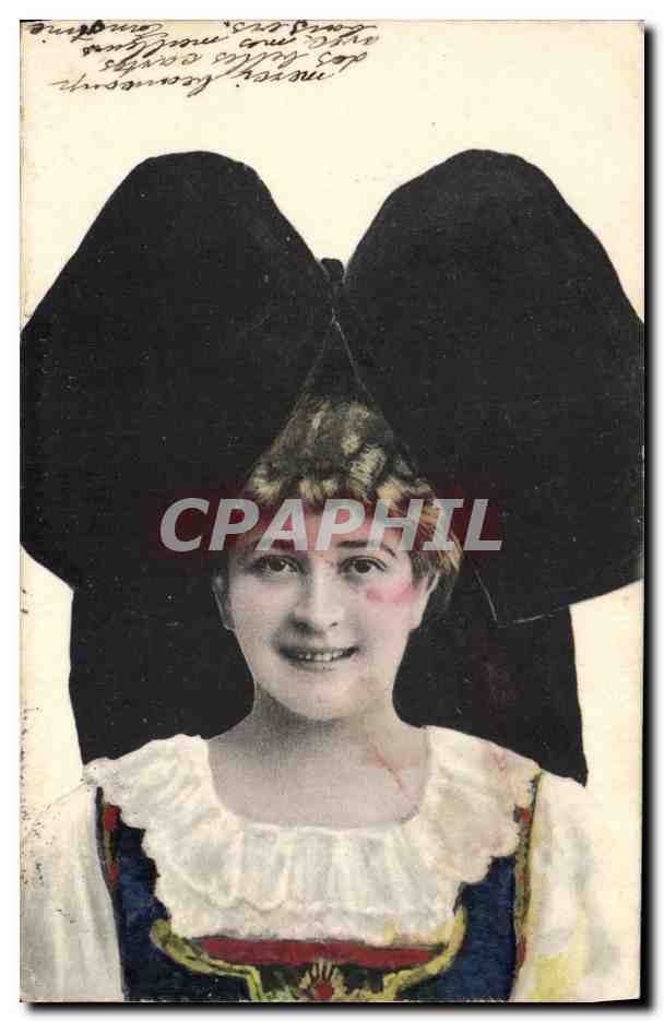Femme en costume traditionnel — Strasbourg — Felix Laib, Strasbourg