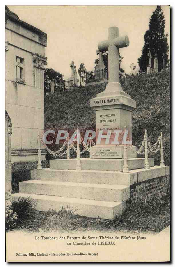 CPA Le tombeau des parents de soeur Therese de l'Enfant Jesus au cimetiere de Lisieux 
