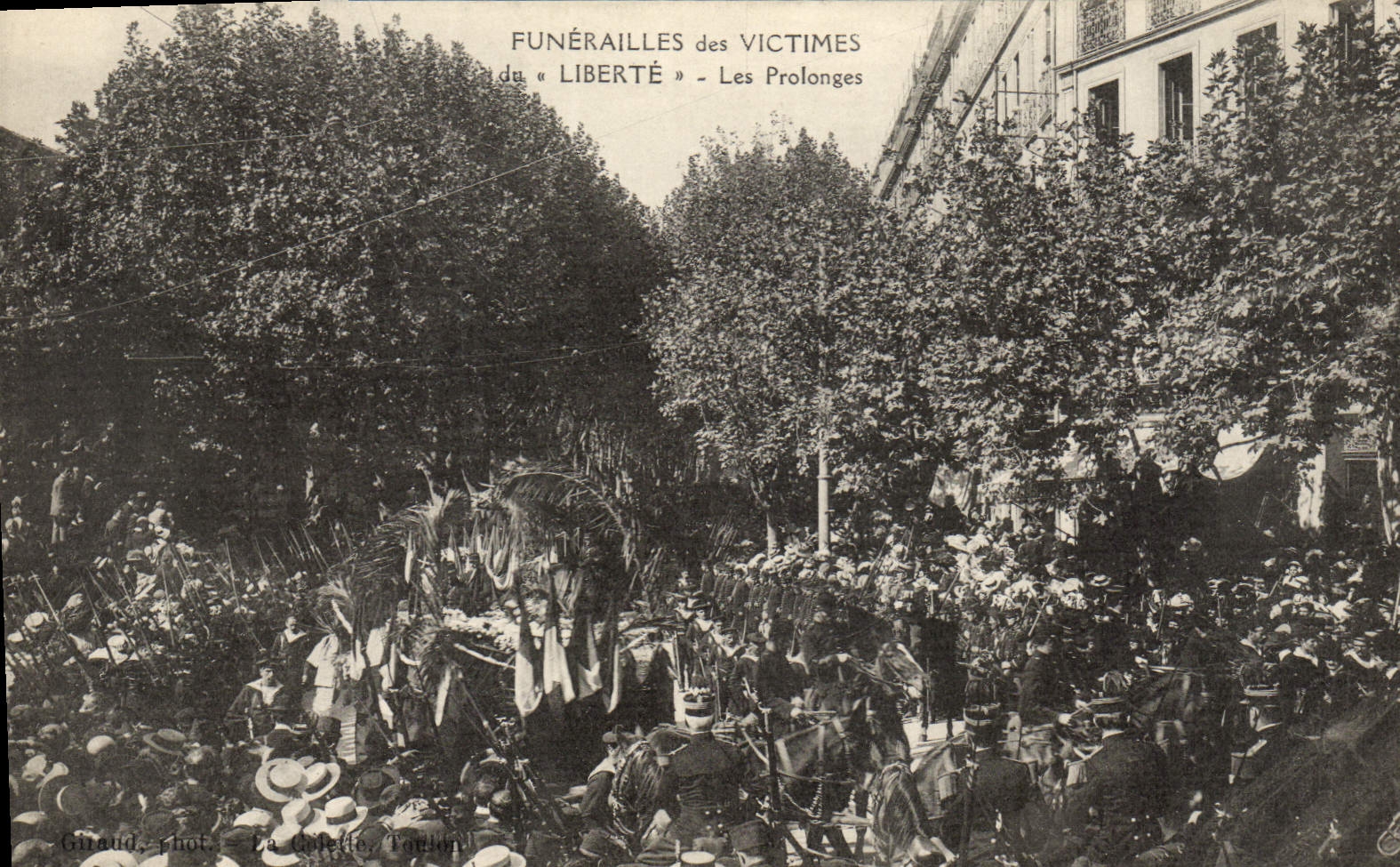 Funérailles des victimes du « Liberté » - Les Prolonges — Giraud, phot. - La Celle, Foron