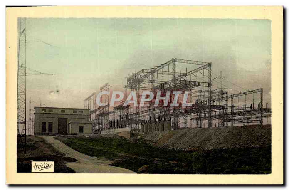 CPA Rueyre Le poste de transformation d'ou partent les lignes aeriennes a haute tension Electricite 