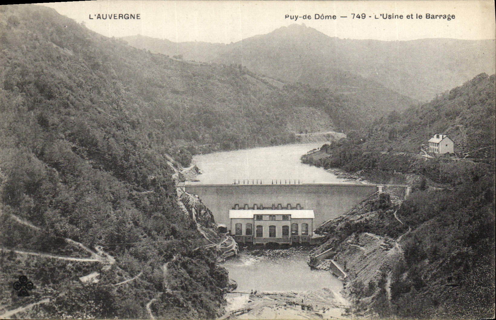 CPA Auvergne Puy de Dome L'usine et le barrage Electricite 