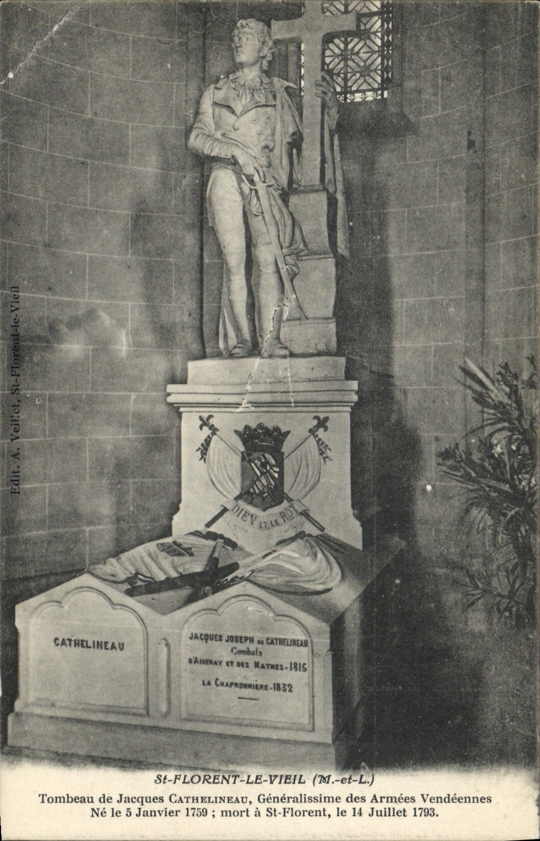 CPA St Florent le Vieil Tombeau de Jacques Cathelineau Generalissime des Armees Vendeennes 