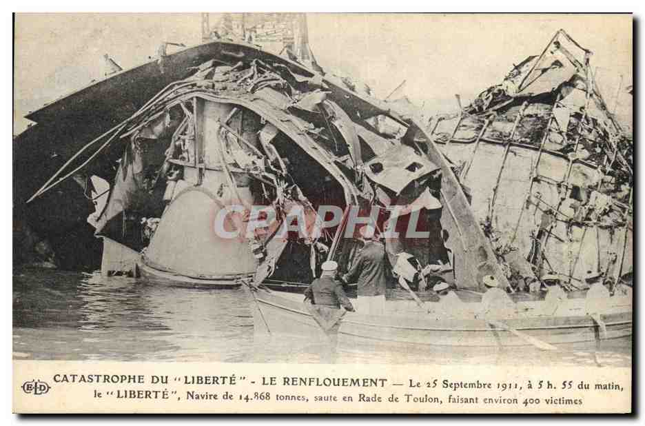 CPA Bateau Catastrophe du Liberte Le renflouement 