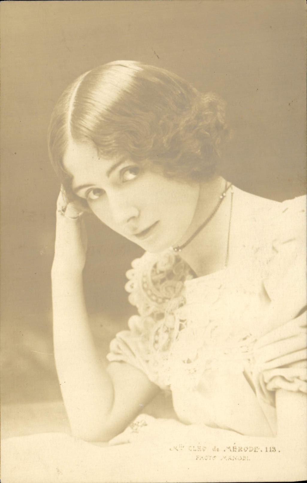 Portrait de femme — éditeur Faute Manoel, n°113