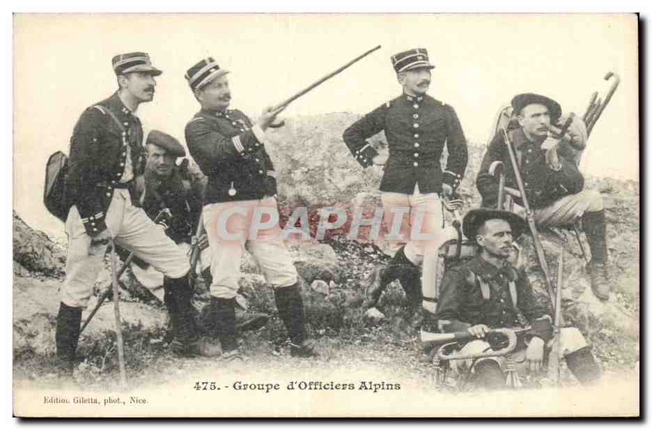 CPA Militaria Chasseurs Alpins Groupes d'officiers Alpins