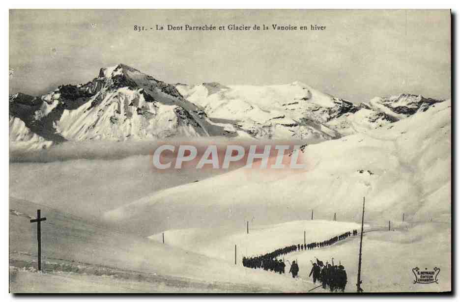 CPA Militaria Chasseurs Alpins La dent Parrachee et glacier de la Vanoise en hiver