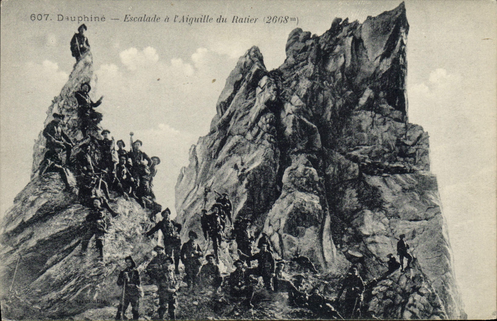 Dauphiné — Escalade à l'Aiguille du Ratier (2668m) — Éditeur : L. Huguet, Annecy, n° 607