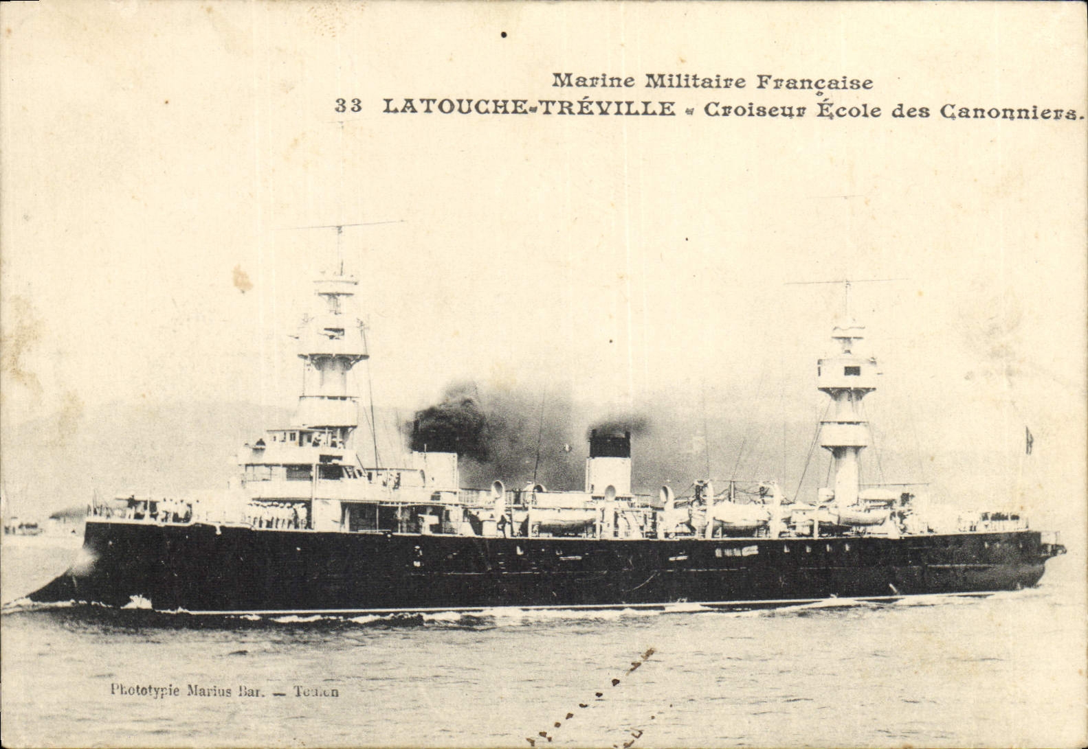 CPA Bateau Latouche Treville Croiseur Ecole des Canonnniers 