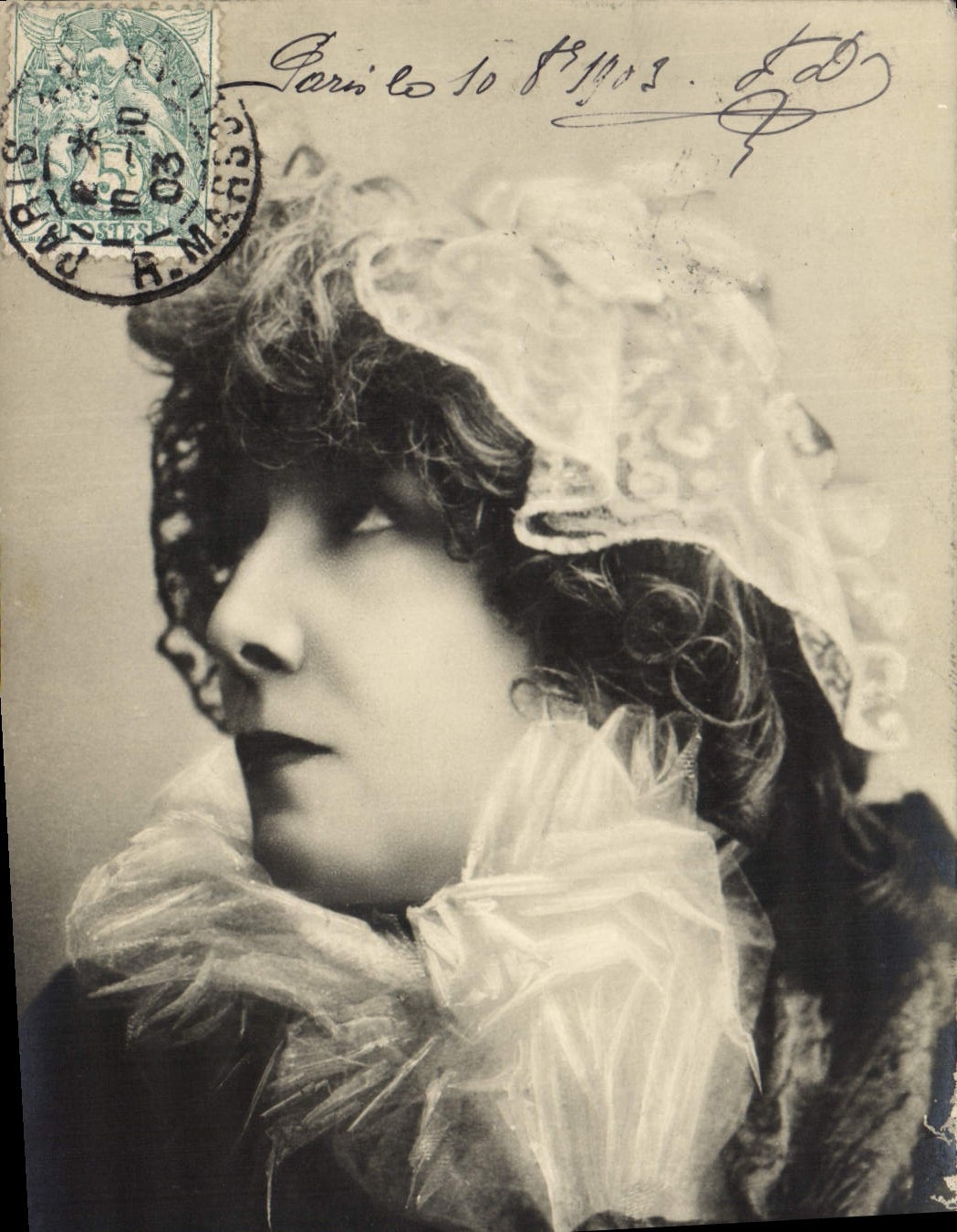 Jeune femme en voile — Paris, 1903 — éditeur non visible