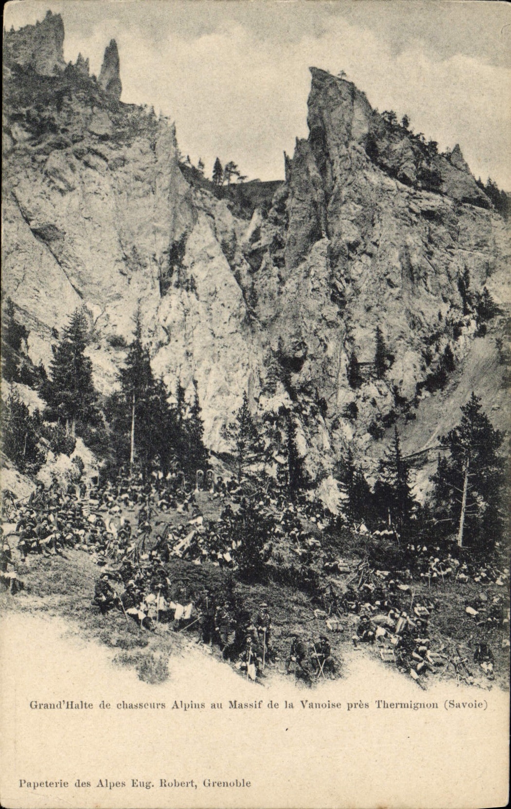 Gran parada de cazadores alpinos en el macizo de la Vanoise cerca de Thermignon (Savoie) — Papeterie des Alpes Eug. Robert, Grenoble