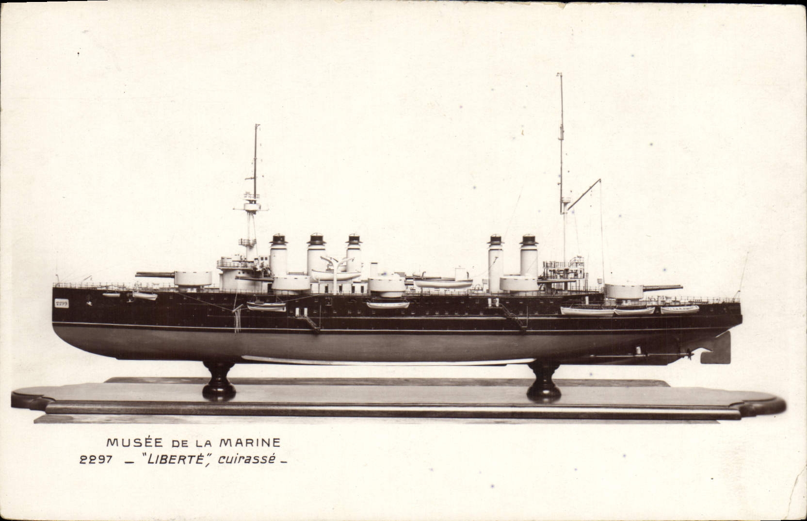 CPA Bateau Musee de la Marine Liberte Cuirasse
