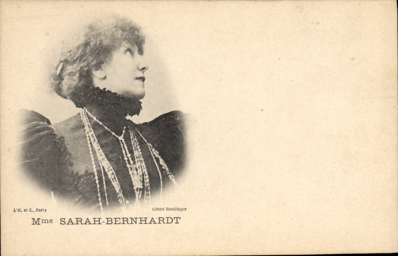 Mme Sarah Bernhardt — portrait en buste — L'H. et C., Paris