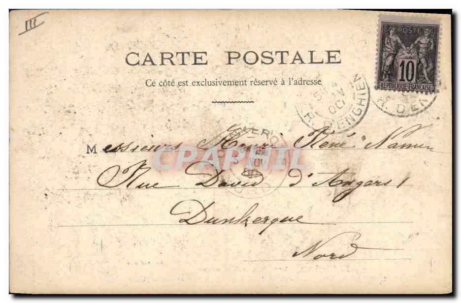 L'Aiglon, Mme Sarah Bernhardt — Avant de mourir le Duc de Reichstadt se fait lire son acte de baptême — Éditeur L.H. et C. Paris, cliché Paul Boyer — Reverso