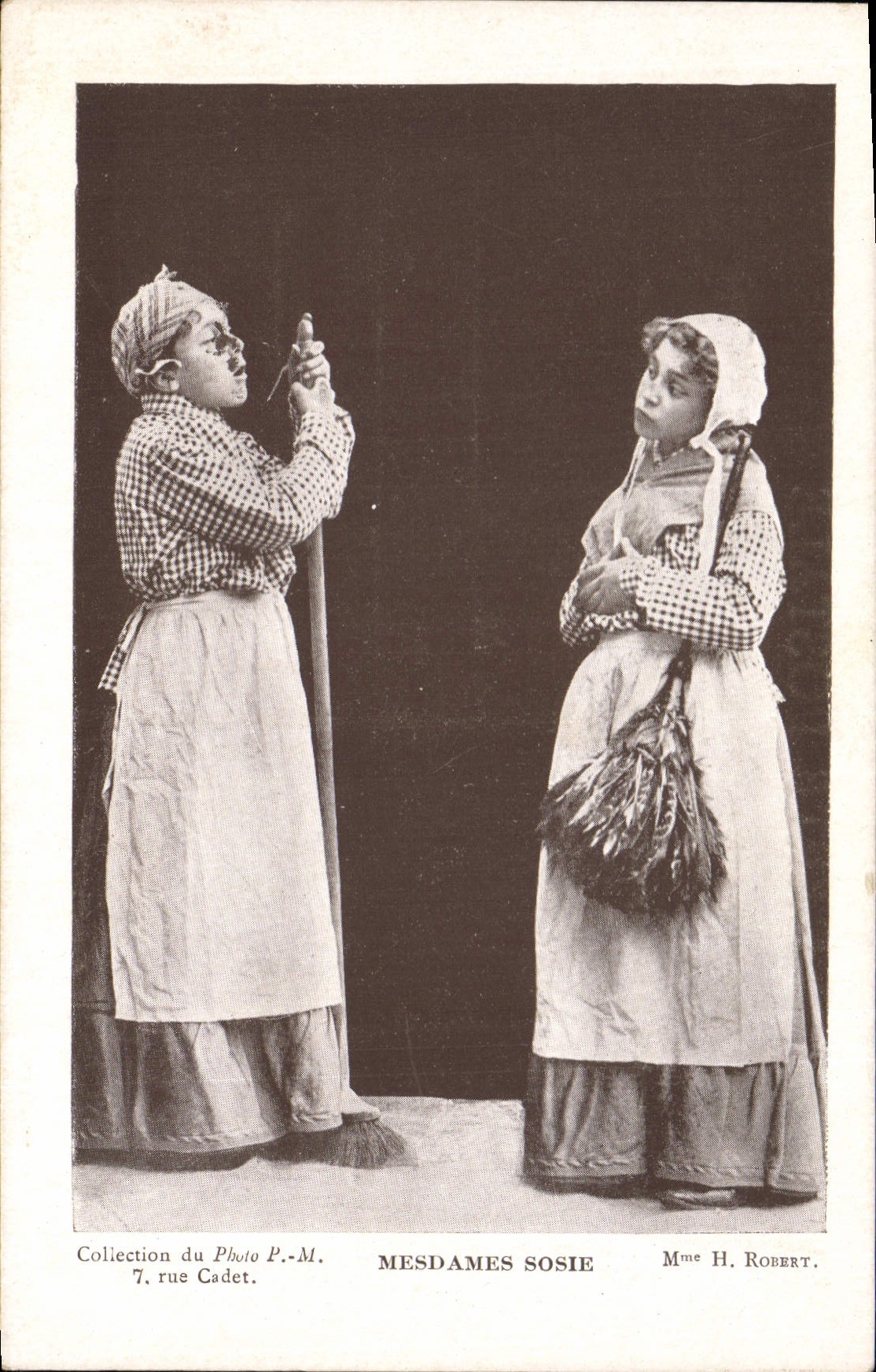 Mesdames Sosie — Mme H. Robert — Collection du Photo P.-M., 7 rue Cadet