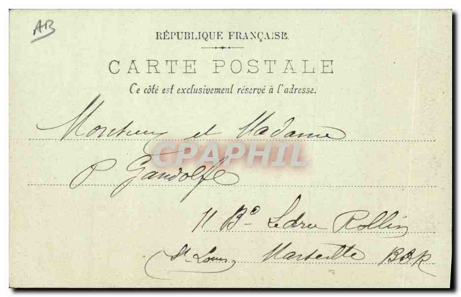 CPA Folklore Le Portel Type de pecheuse — Verso