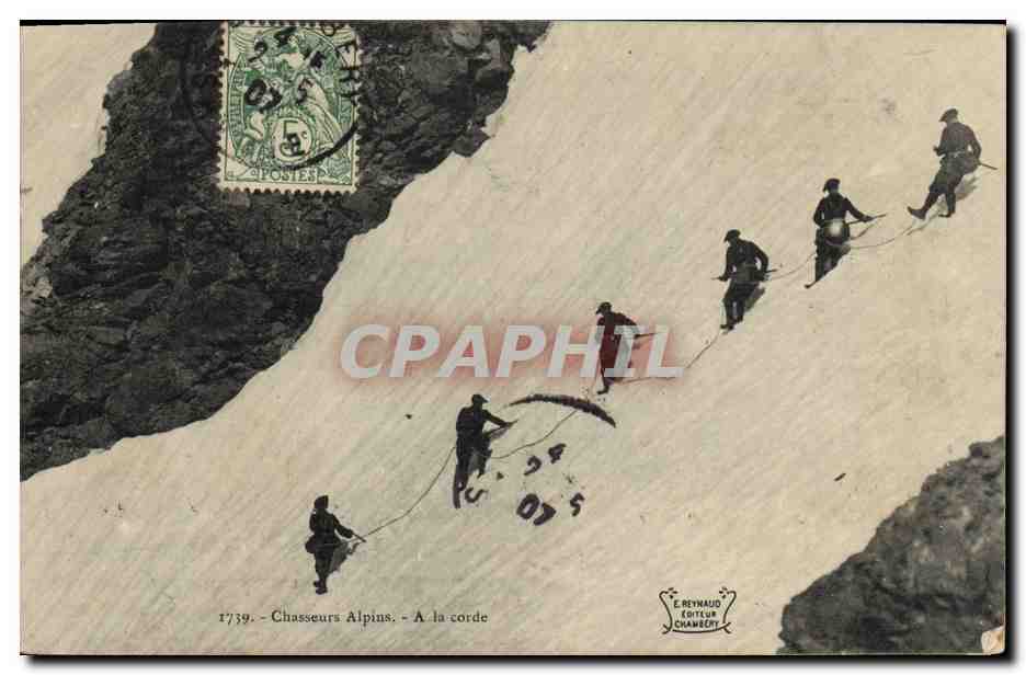 CPA Militaria Chasseurs Alpins A la corde Alpinisme