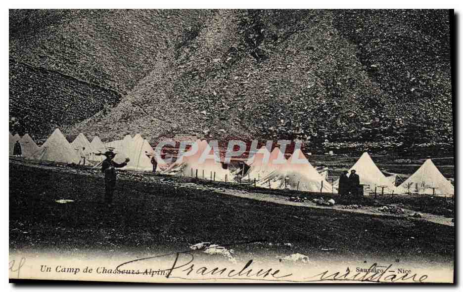 CPA Militaria Un camp de Chasseurs Alpins