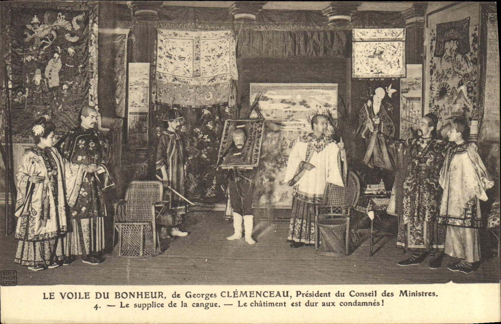 Die Strafe der Cangue — Georges Clémenceau, Präsident des Ministerrats — Soly Phot Lyon, n°4
