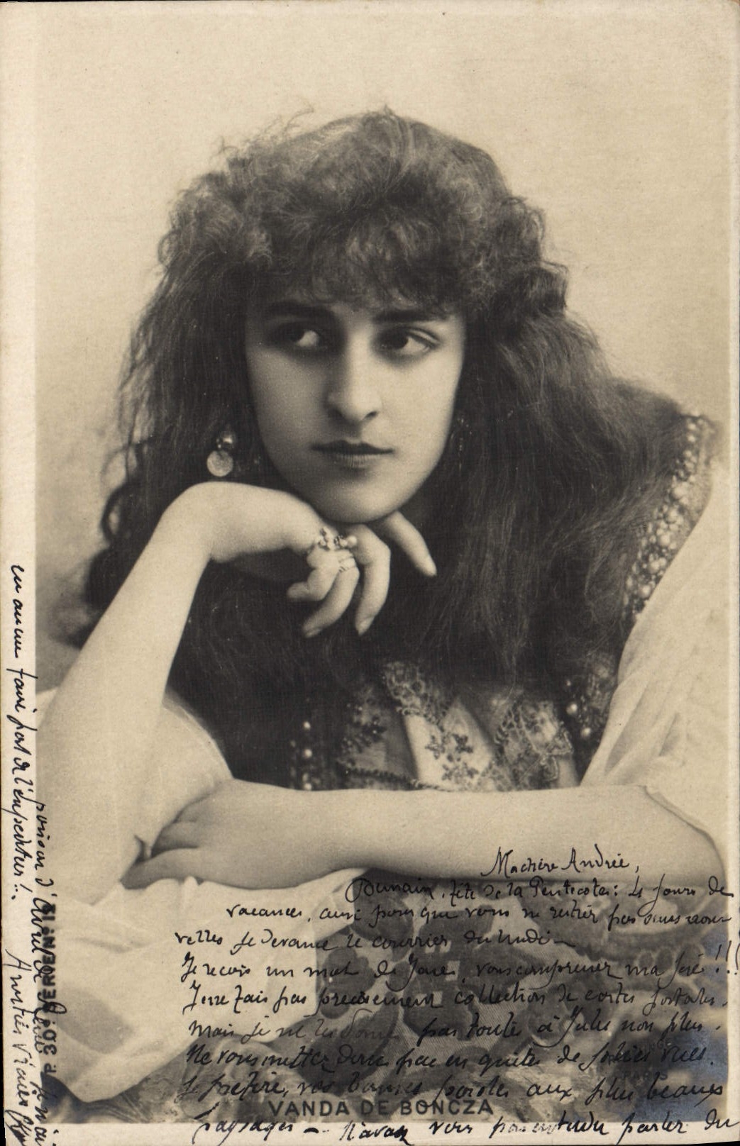 Portrait de Madame Andrée — Éditeur : Vanda de Bongcza — N° de série : 37105