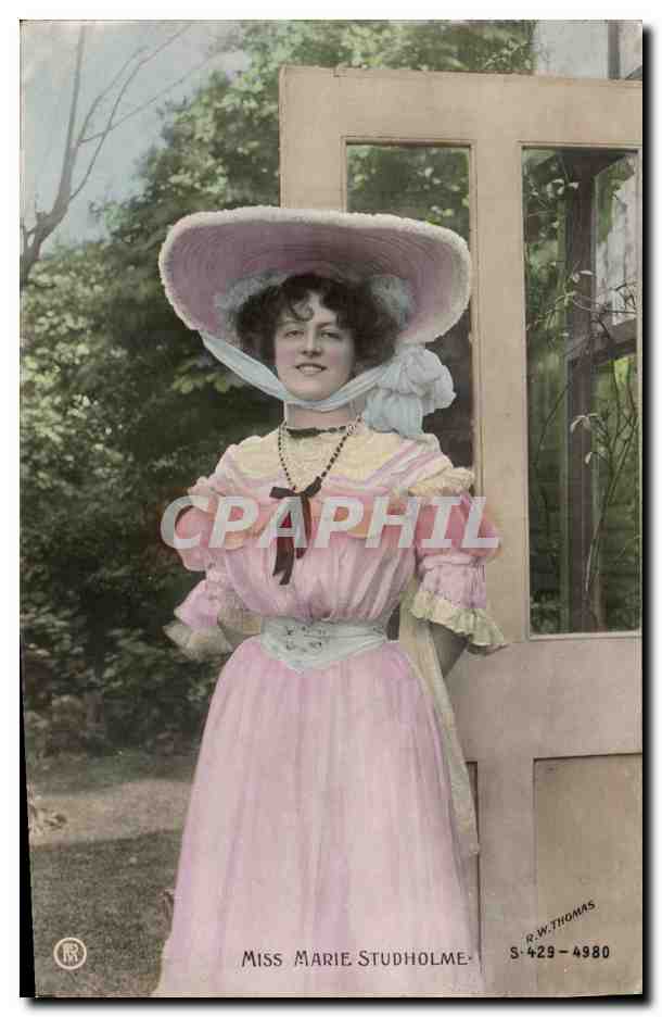 Miss Marie Studholme — portrait en extérieur — R.W. Thomas S-429-4980