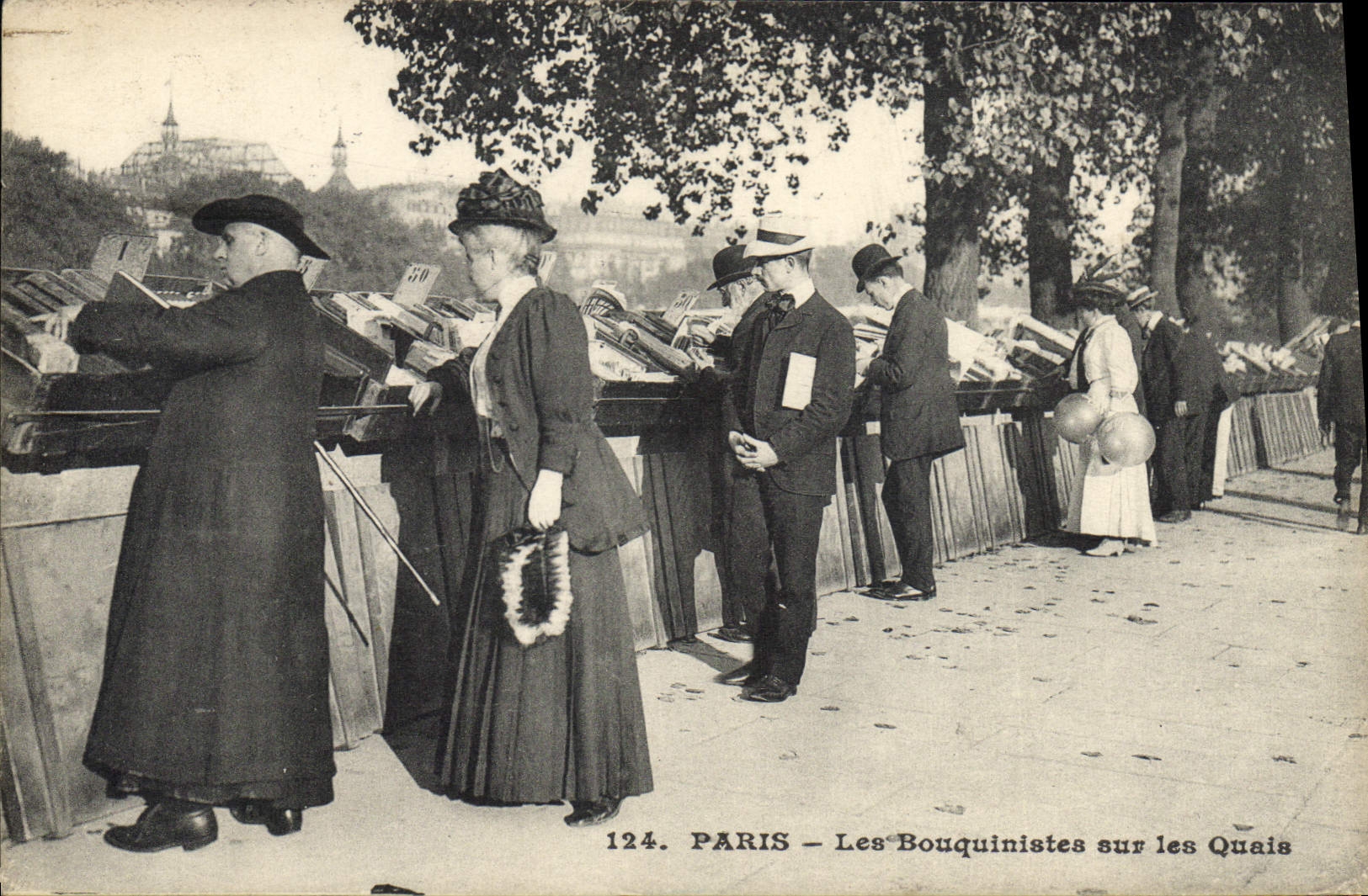 PARIS — Die Buchständer an den Ufern — n°124