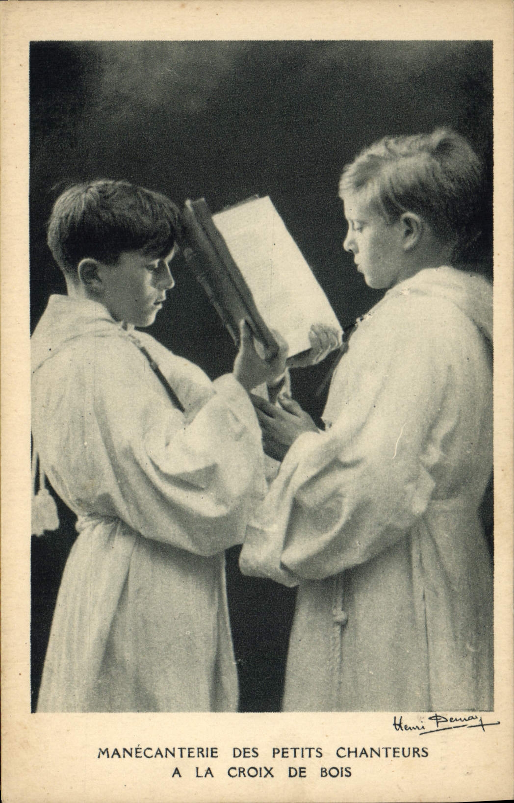 Manécanterie des Petits Chanteurs à La Croix de Bois — Henri Pernai